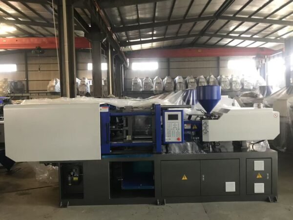 118 Ton injection machine